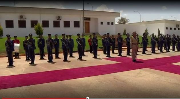 Στρατιωτική μπάντα «σκότωσε» τον ύμνο της  Βρετανίας (βίντεο)